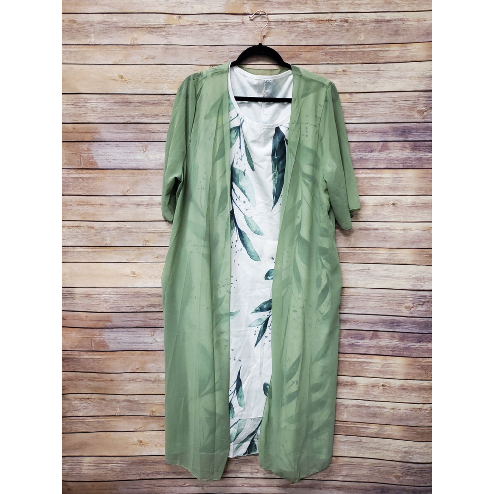 Boutique 9 Green and White Midi Dress